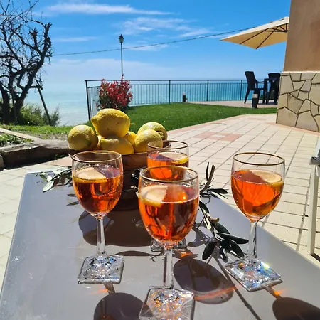 וילה Casa Ulivi E Mare ונטימיגליה