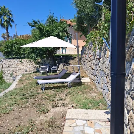 Вилла Casa Ulivi E Mare *
