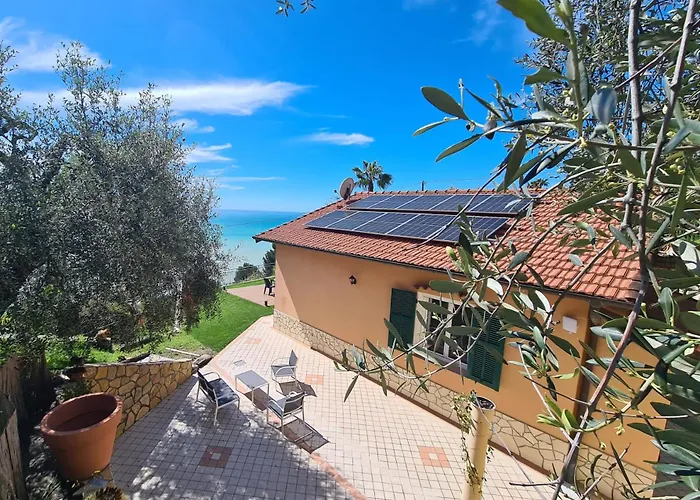 Villa Casa Ulivi E Mare