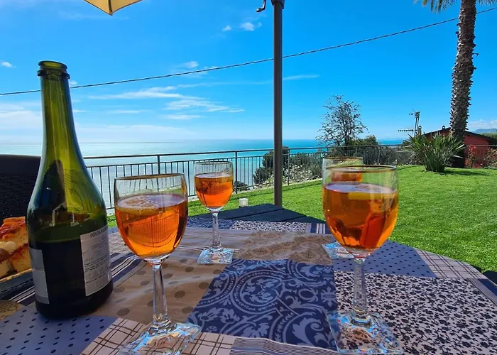 Casa Ulivi E Mare Villa