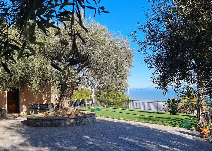 Villa Casa Ulivi E Mare Ventimiglia